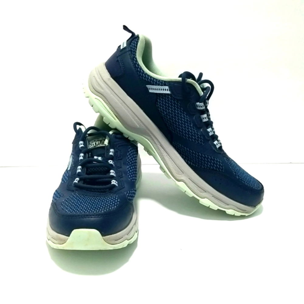 Skechers Women's 8 Go Run Trail Altitude